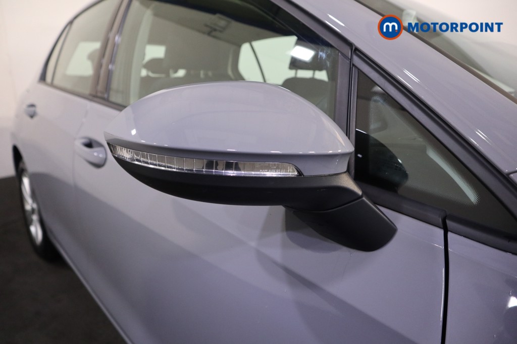 Volkswagen Golf Life Manual Petrol Hatchback - Stock Number (1603468) - 26th supplementary image