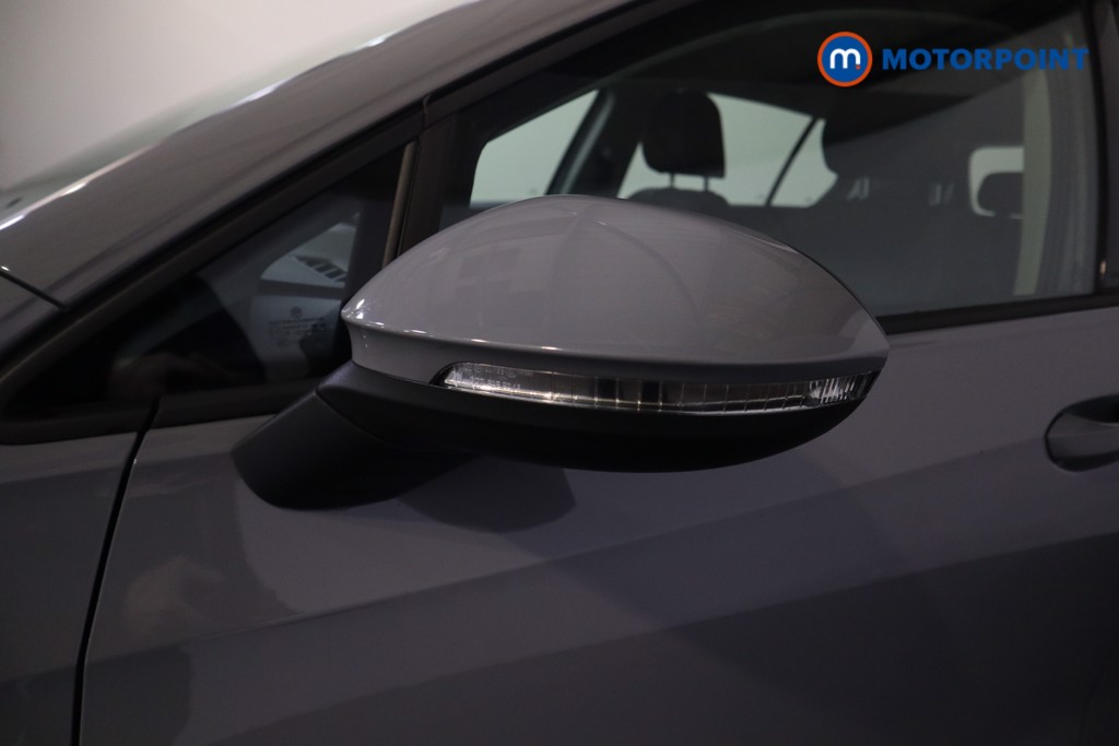 Volkswagen Golf Life Manual Petrol Hatchback - Stock Number (1603468) - 27th supplementary image