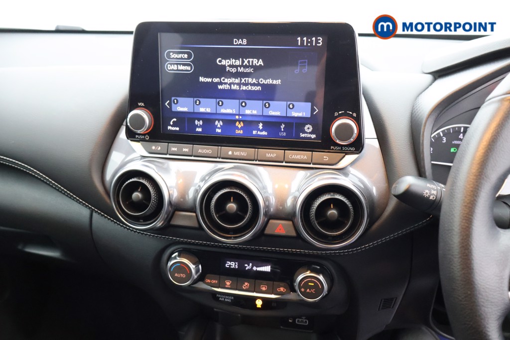 Nissan Juke N-Connecta Manual Petrol SUV - Stock Number (1603811) - 8th supplementary image