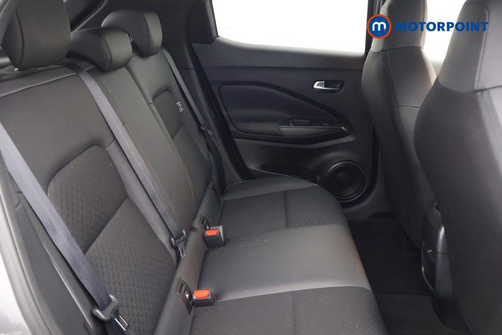Nissan Juke N-Connecta Manual Petrol SUV - Stock Number (1603811) - 15th supplementary image