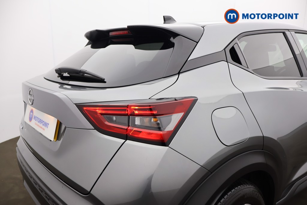 Nissan Juke N-Connecta Manual Petrol SUV - Stock Number (1603811) - 22nd supplementary image