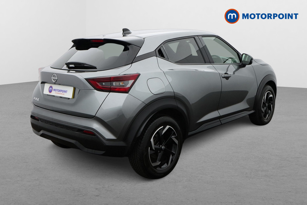 Nissan Juke N-Connecta Manual Petrol SUV - Stock Number (1603811) - Drivers side rear corner