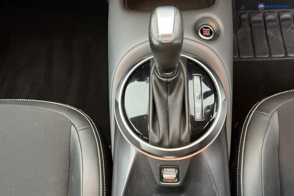 Nissan Juke Tekna Automatic Petrol SUV - Stock Number (1603894) - 19th supplementary image