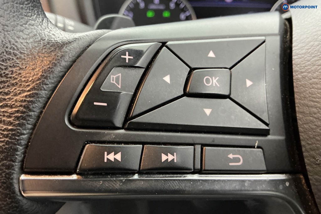 Nissan Juke Tekna Automatic Petrol SUV - Stock Number (1603894) - 23rd supplementary image