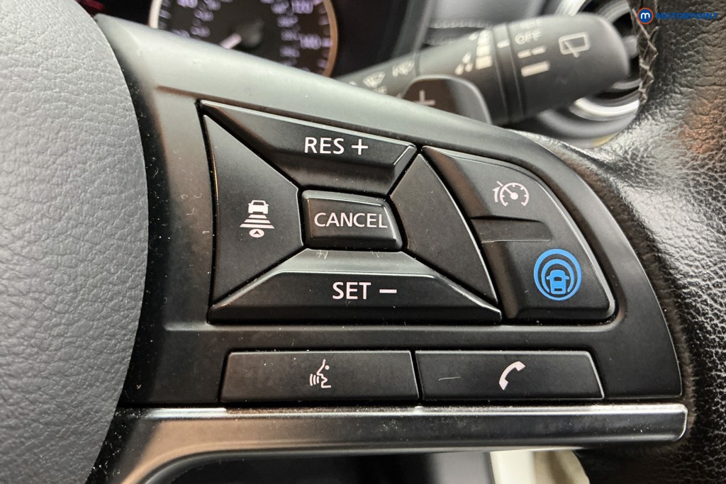 Nissan Juke Tekna Automatic Petrol SUV - Stock Number (1603894) - 24th supplementary image