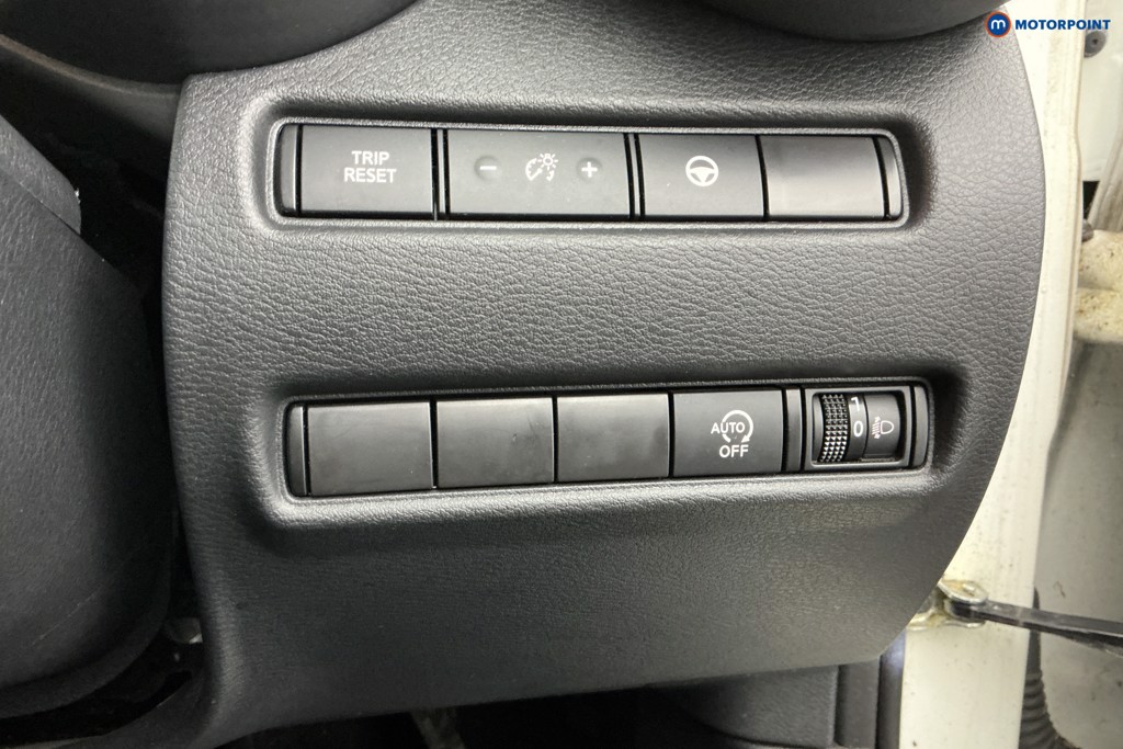 Nissan Juke Tekna Automatic Petrol SUV - Stock Number (1603894) - 25th supplementary image