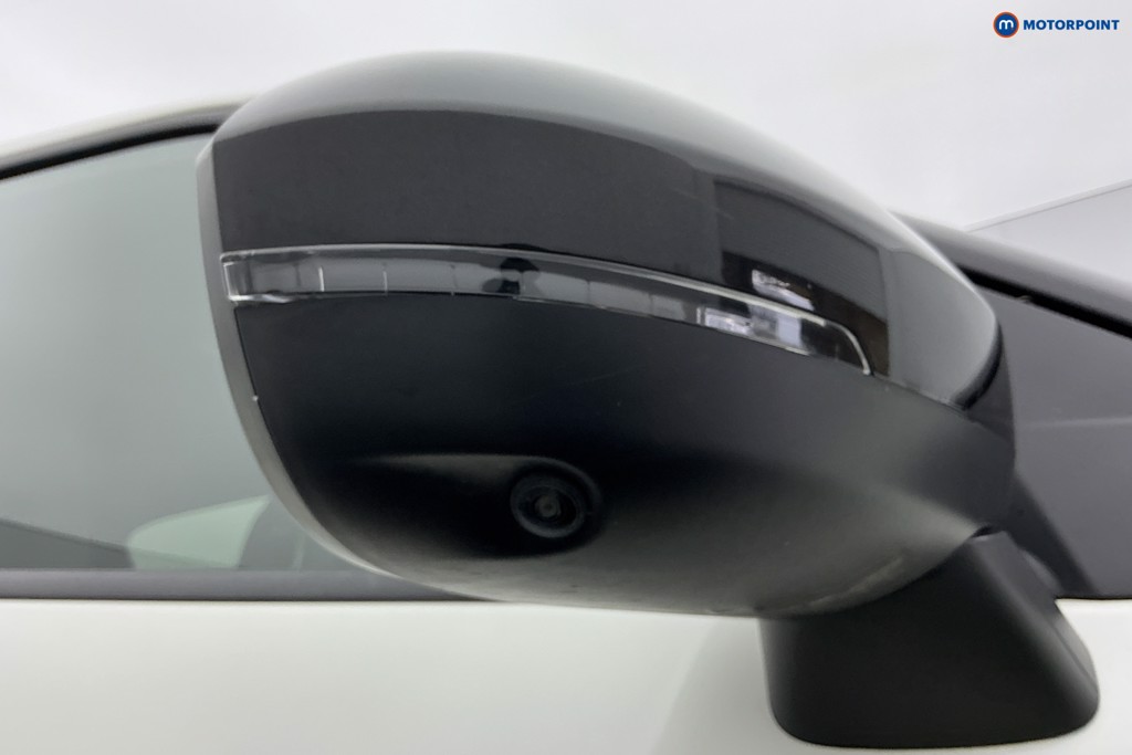 Nissan Juke Tekna Automatic Petrol SUV - Stock Number (1603894) - 39th supplementary image