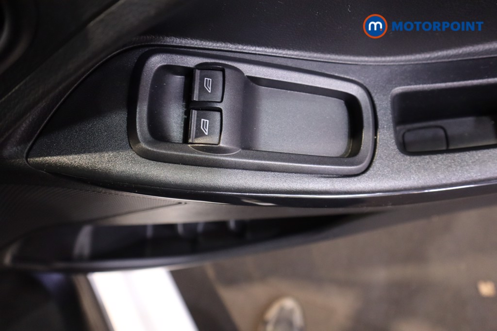 Ford Ka-Plus Zetec Manual Petrol Hatchback - Stock Number (1604098) - 12th supplementary image