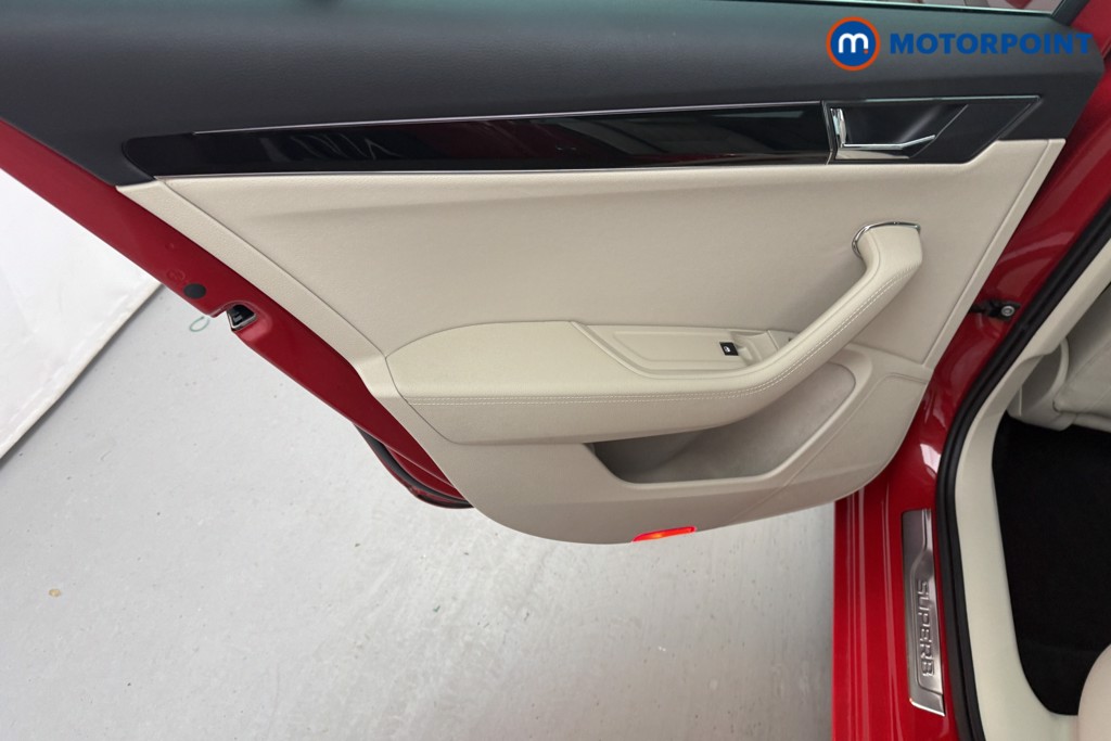 Skoda Superb Laurin -Plus Klement Automatic Petrol Estate - Stock Number (1604486) - 10th supplementary image