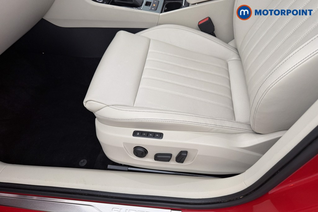 Skoda Superb Laurin -Plus Klement Automatic Petrol Estate - Stock Number (1604486) - 12th supplementary image