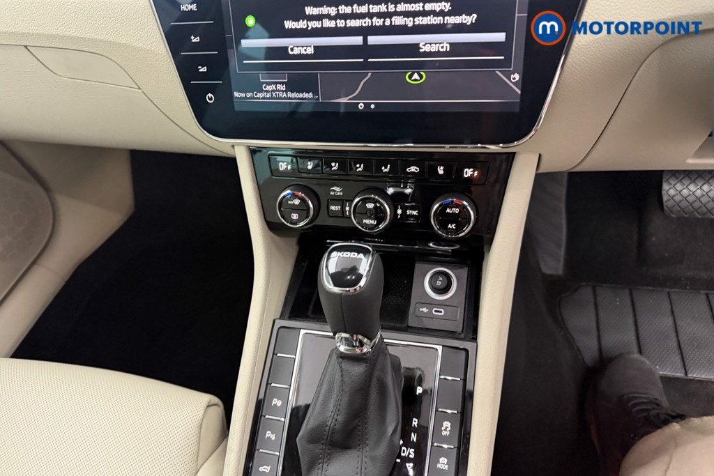 Skoda Superb Laurin -Plus Klement Automatic Petrol Estate - Stock Number (1604486) - 1st supplementary image