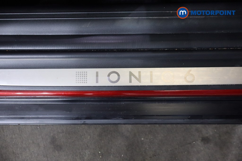 Hyundai Ioniq 6 Ultimate Automatic Electric Saloon - Stock Number (1604507) - 22nd supplementary image