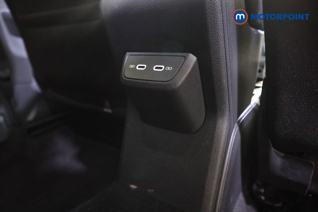 Volkswagen Taigo R-Line Manual Petrol SUV - Stock Number (1604660) - 17th supplementary image