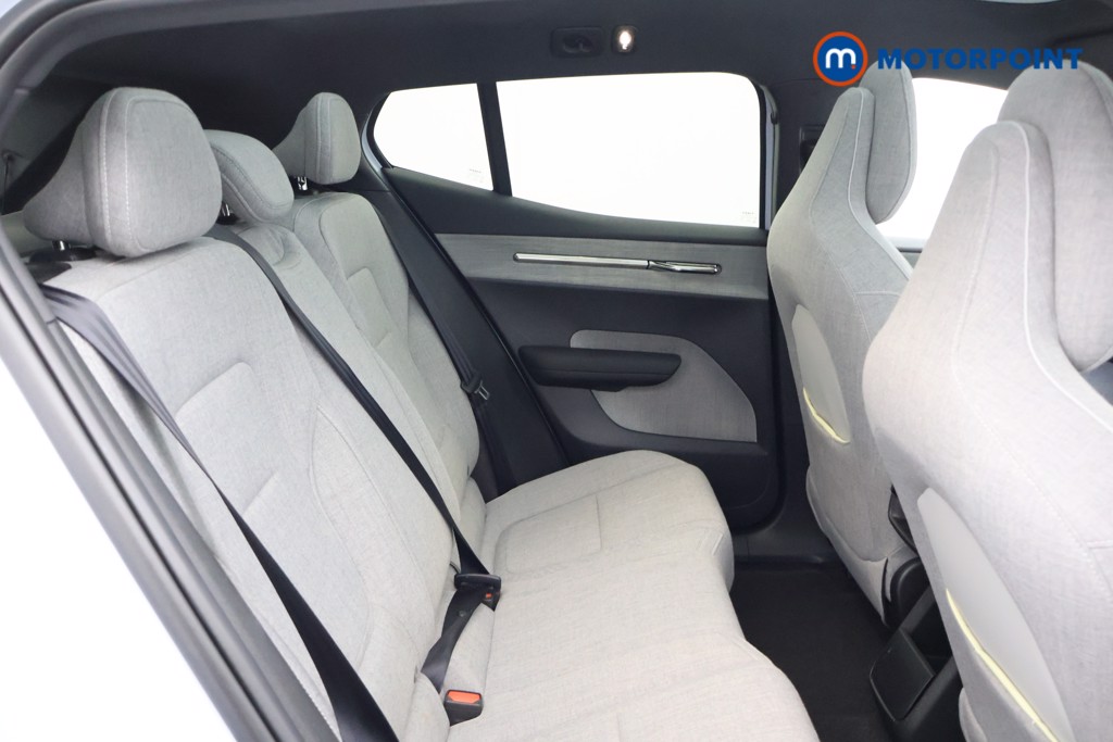 Volvo Ex30 Ultra Automatic Electric SUV - Stock Number (1604887) - 17th supplementary image