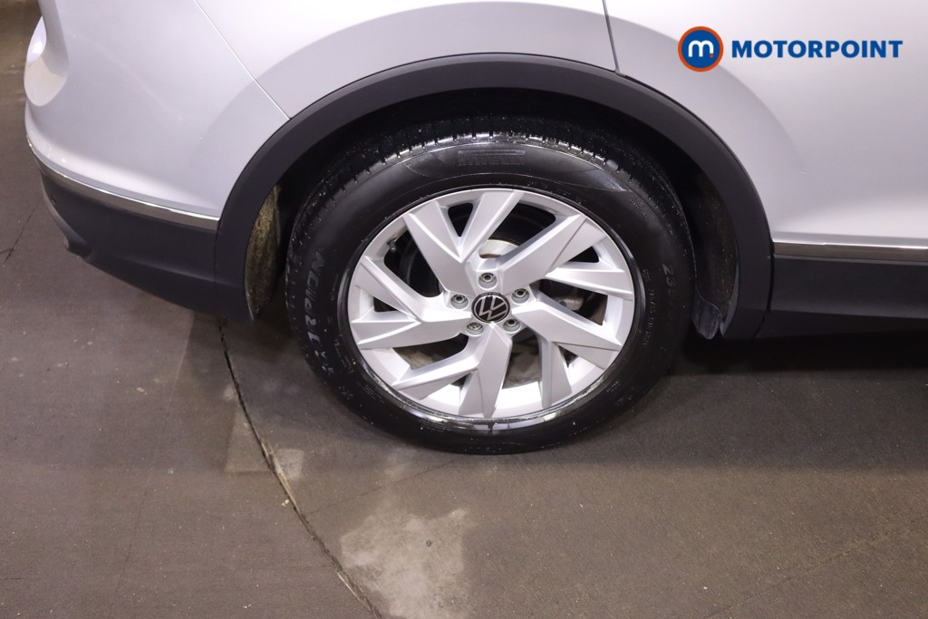 Volkswagen Tiguan Life Automatic Diesel SUV - Stock Number (1605063) - 23rd supplementary image