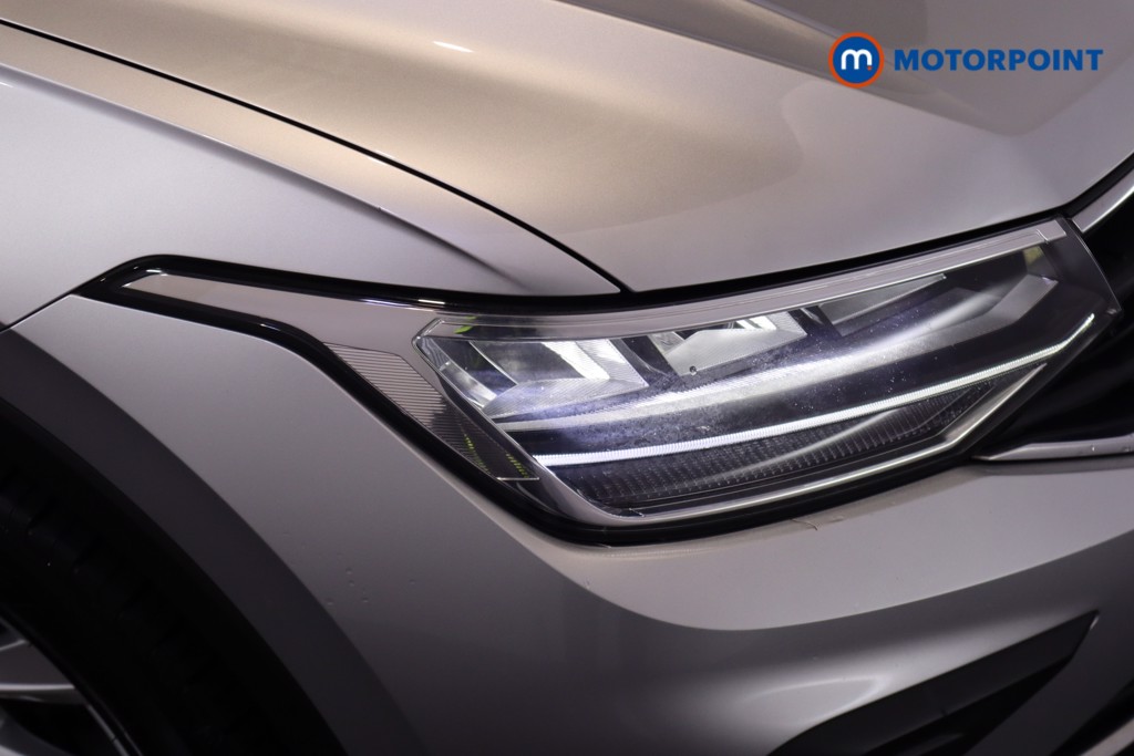 Volkswagen Tiguan Life Automatic Diesel SUV - Stock Number (1605063) - 30th supplementary image