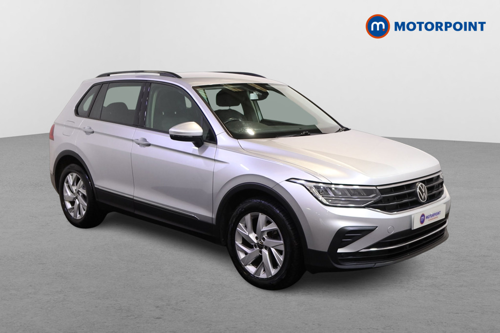 Volkswagen Tiguan Life Automatic Diesel SUV - Stock Number (1605063) - Drivers side front corner