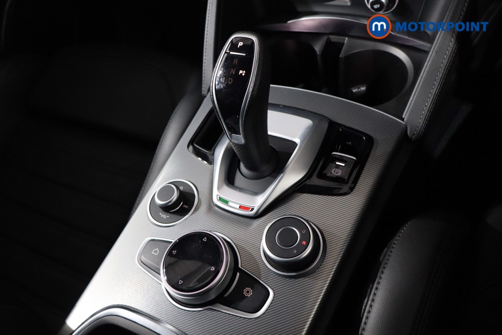 Alfa Romeo Stelvio Veloce Automatic Diesel SUV - Stock Number (1605077) - 19th supplementary image
