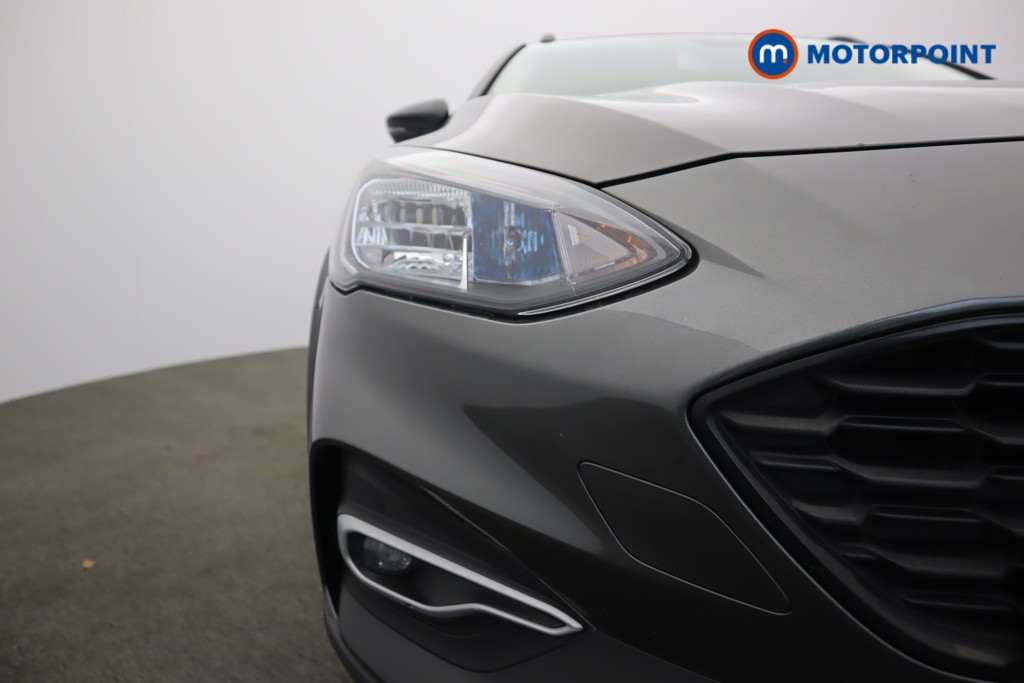 Ford Focus Active Manual Petrol Hatchback - Stock Number (1605297) - 1st supplementary image
