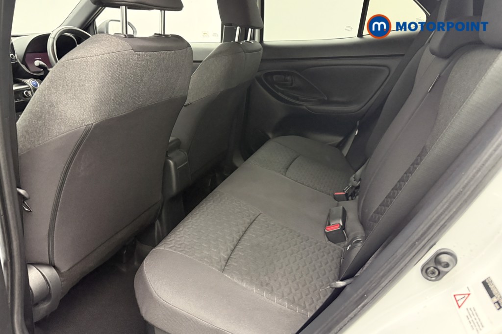 Toyota Yaris Cross Design Automatic Petrol-Electric Hybrid Estate - Stock Number (1605340) - 4th supplementary image