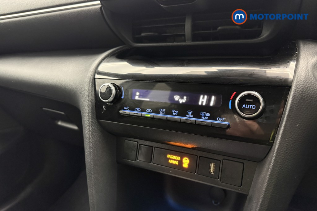 Toyota Yaris Cross Design Automatic Petrol-Electric Hybrid Estate - Stock Number (1605340) - 12th supplementary image