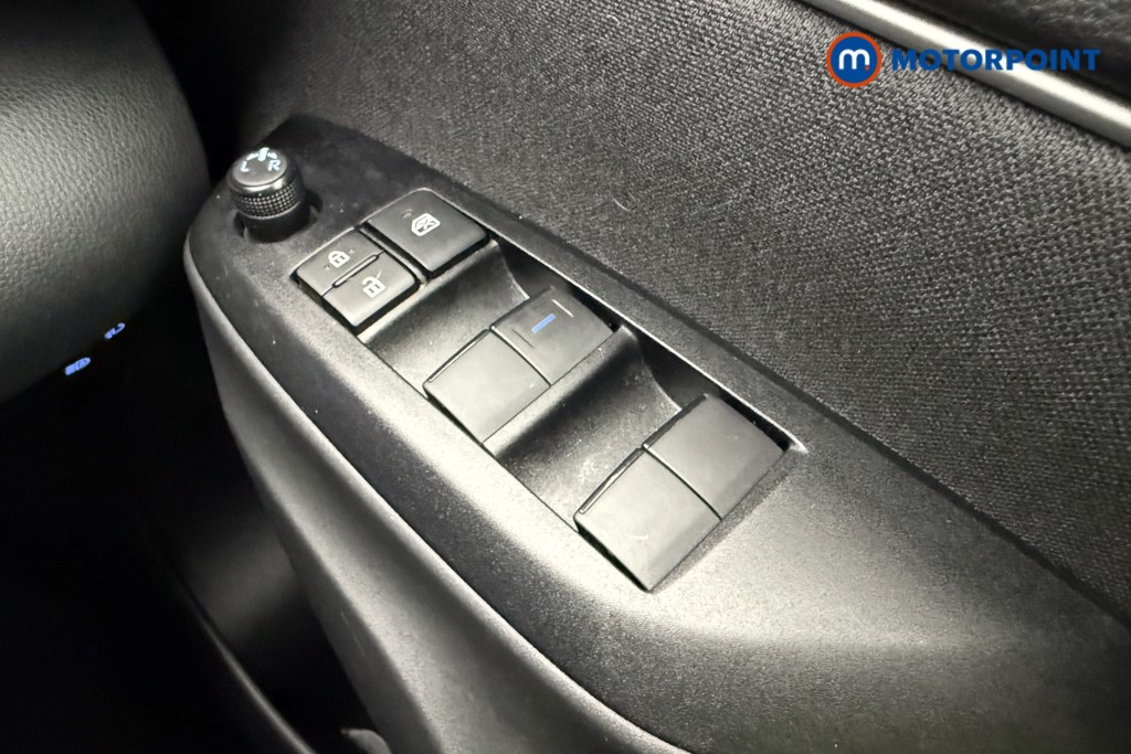 Toyota Yaris Cross Design Automatic Petrol-Electric Hybrid Estate - Stock Number (1605340) - 16th supplementary image