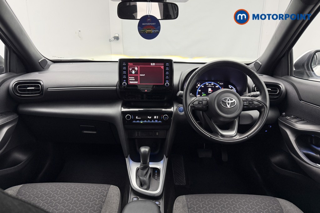Toyota Yaris Cross Design Automatic Petrol-Electric Hybrid Estate - Stock Number (1605340) - 1st supplementary image