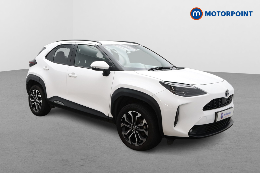 Toyota Yaris Cross Design Automatic Petrol-Electric Hybrid Estate - Stock Number (1605340) - Drivers side front corner