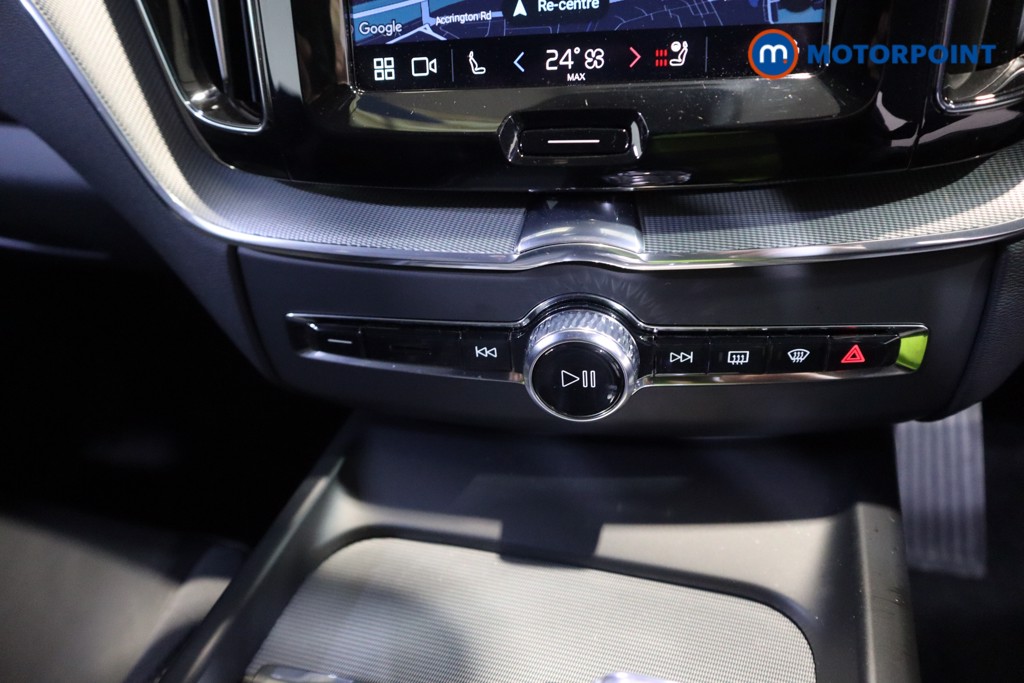 Volvo Xc60 Plus Black Edition Automatic Petrol SUV - Stock Number (1605760) - 5th supplementary image