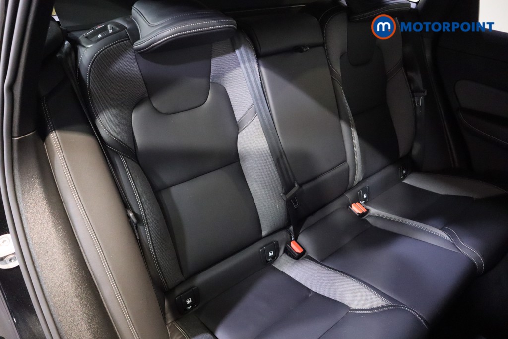 Volvo Xc60 Plus Black Edition Automatic Petrol SUV - Stock Number (1605760) - 14th supplementary image