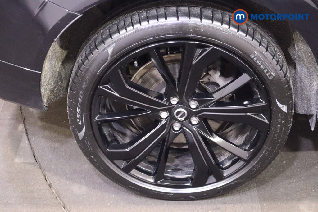 Volvo Xc60 Plus Black Edition Automatic Petrol SUV - Stock Number (1605760) - 18th supplementary image