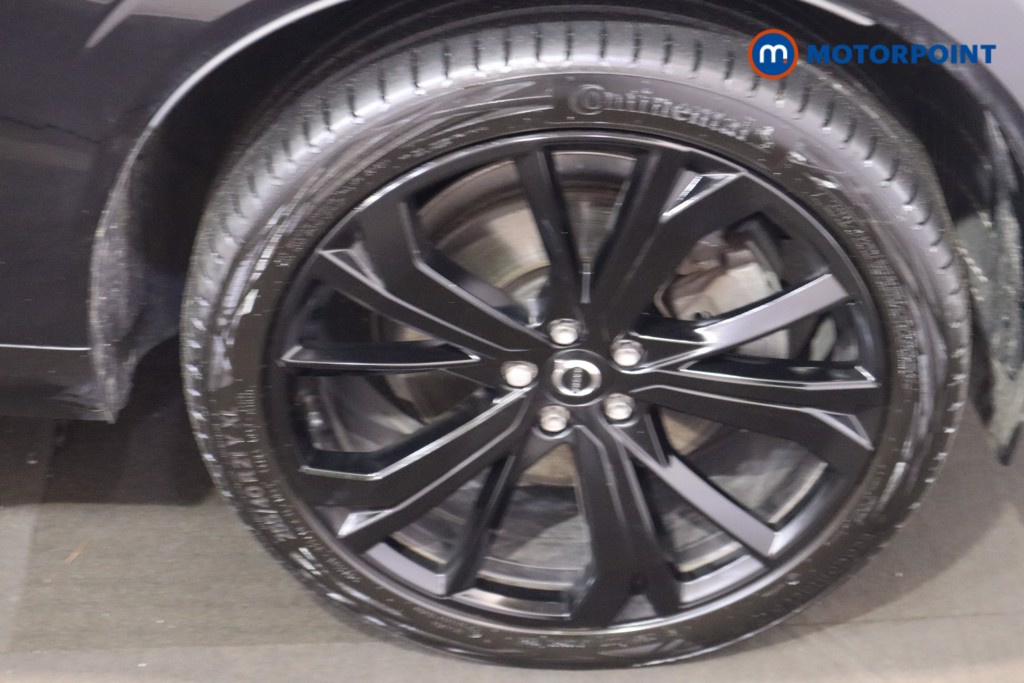 Volvo Xc60 Plus Black Edition Automatic Petrol SUV - Stock Number (1605760) - 19th supplementary image