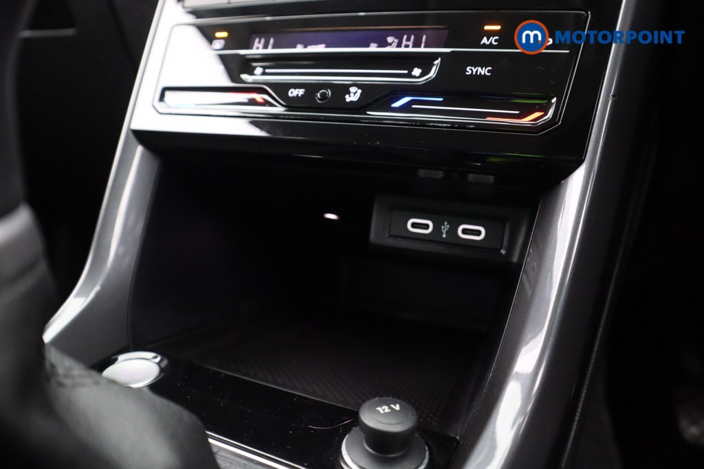 Volkswagen T-Cross SEL Manual Petrol SUV - Stock Number (1605884) - 13th supplementary image