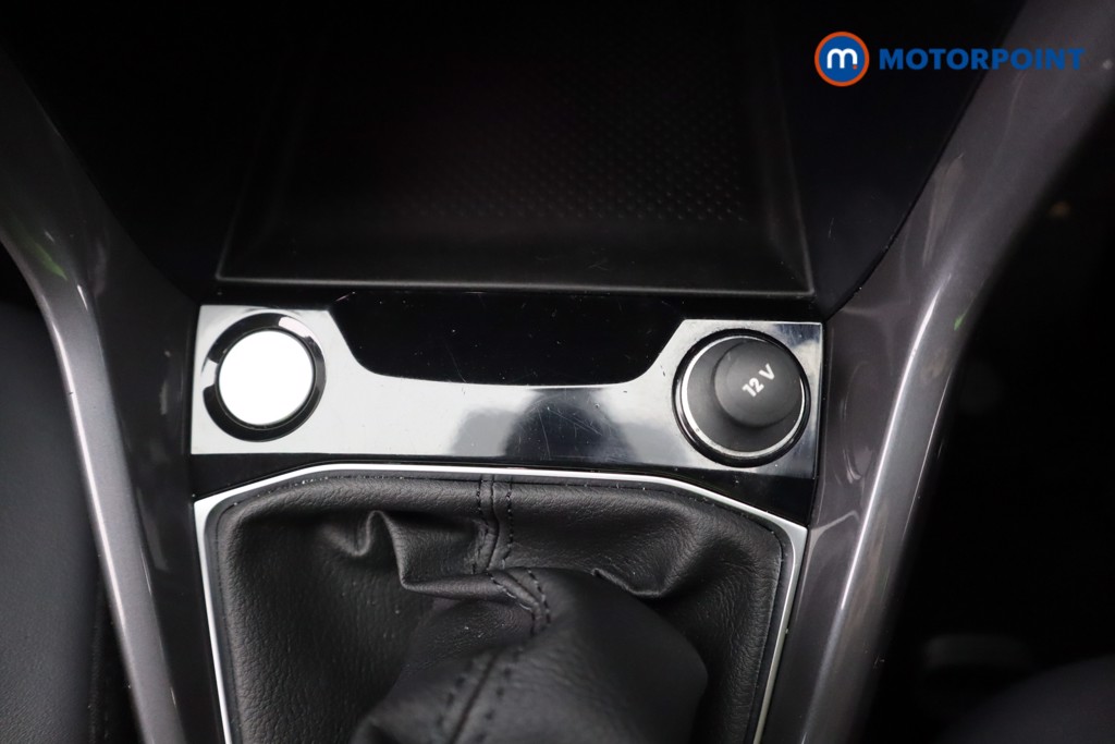 Volkswagen T-Cross SEL Manual Petrol SUV - Stock Number (1605884) - 14th supplementary image