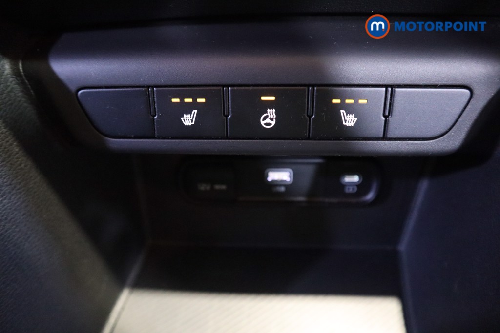 KIA Sportage Launch Edition Manual Petrol SUV - Stock Number (1605986) - 6th supplementary image