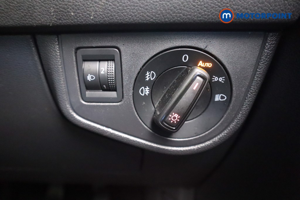 Volkswagen Polo Match Manual Petrol Hatchback - Stock Number (1606040) - 8th supplementary image