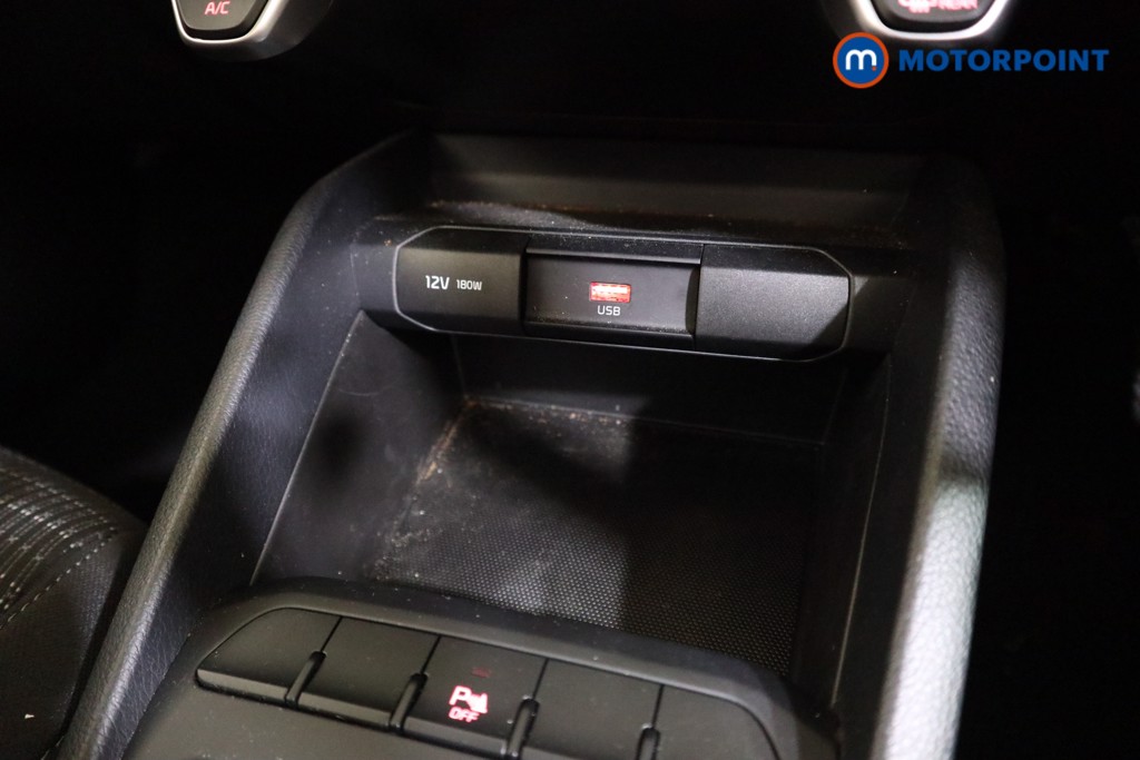 KIA Stonic 2 Manual Petrol SUV - Stock Number (1588351) - 8th supplementary image