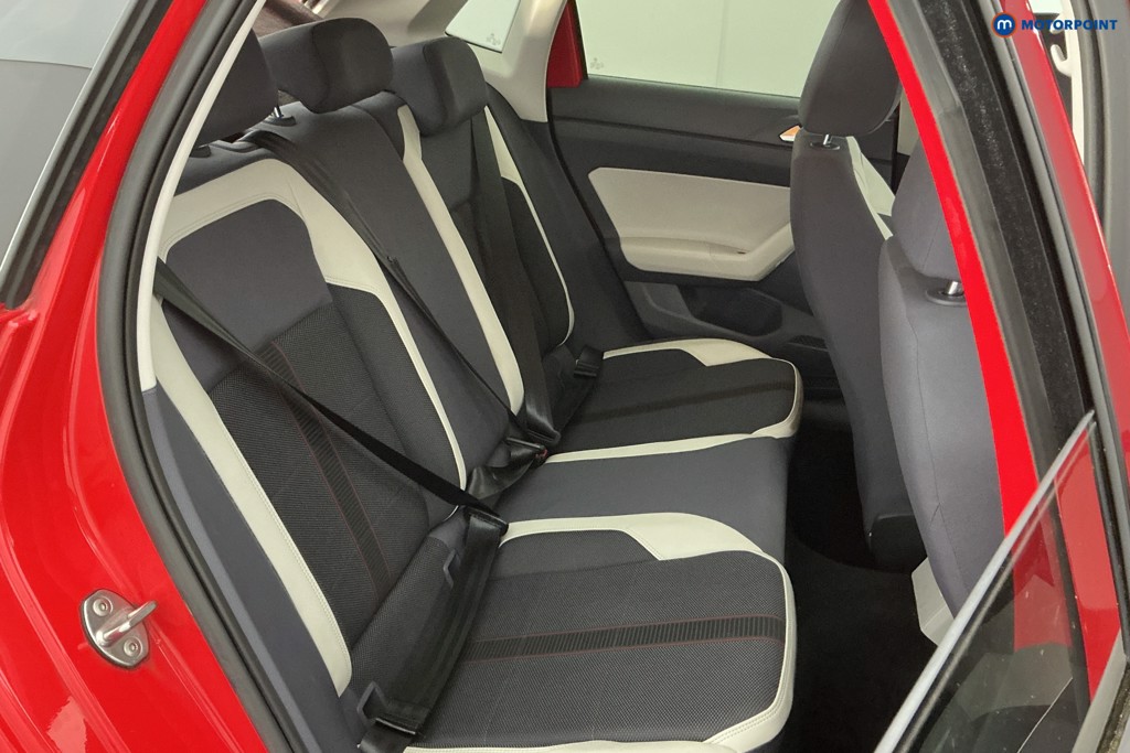 Volkswagen Polo Beats Manual Petrol Hatchback - Stock Number (1594101) - 5th supplementary image