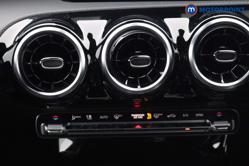 Mercedes-Benz A Class Sport Executive Edition Automatic Petrol Hatchback - Stock Number (1594375) - 7th supplementary image