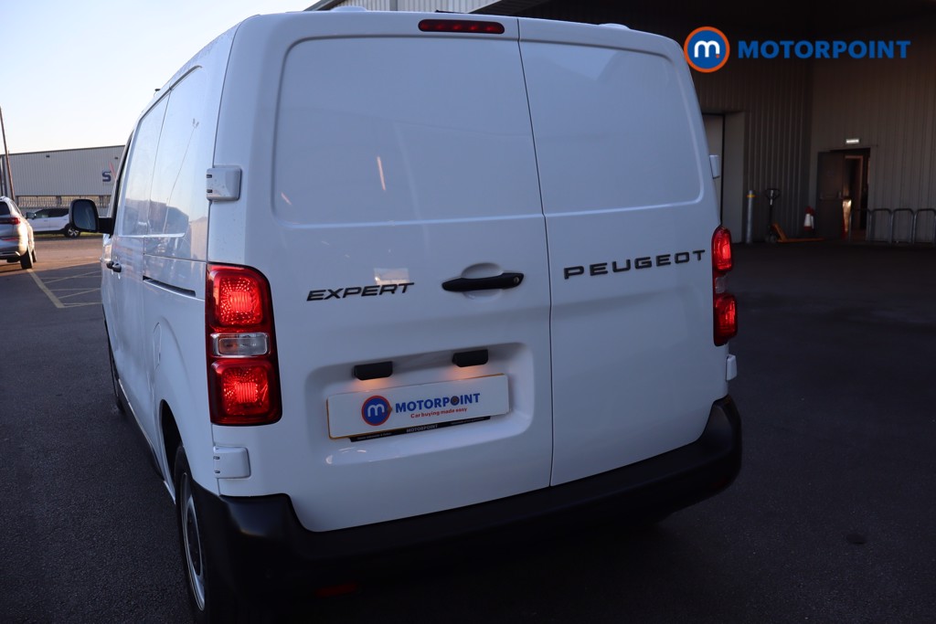 Peugeot Expert Professional Manual Diesel Panel Van - Stock Number (1599083) - Passenger side rear corner