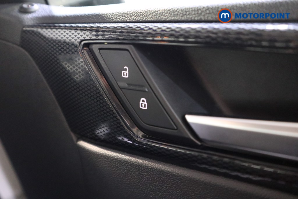 Volkswagen Polo Life Manual Petrol Hatchback - Stock Number (1599267) - 10th supplementary image