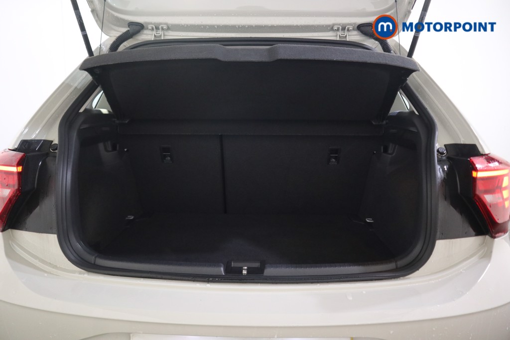 Volkswagen Polo Life Manual Petrol Hatchback - Stock Number (1599267) - 17th supplementary image