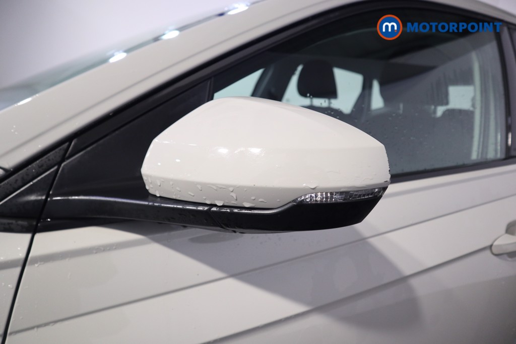 Volkswagen Polo Life Manual Petrol Hatchback - Stock Number (1599267) - 25th supplementary image