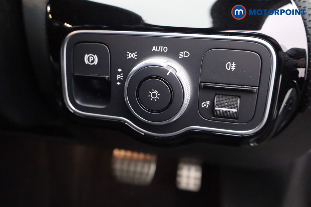 Mercedes-Benz A Class Amg Line Automatic Petrol Hatchback - Stock Number (1599593) - 12th supplementary image