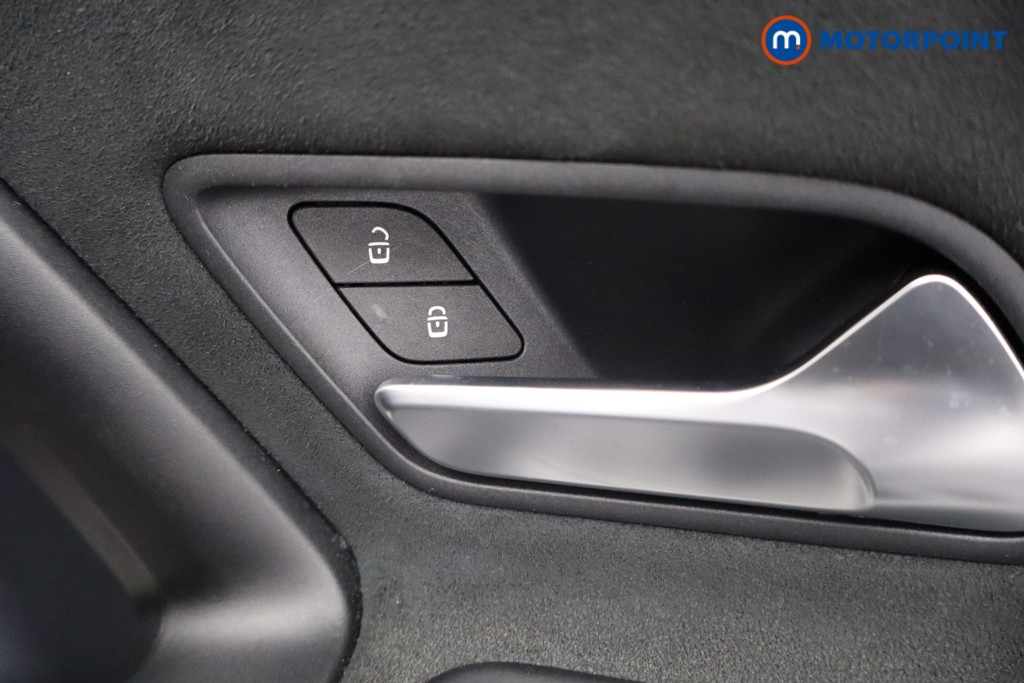 Mercedes-Benz A Class Amg Line Automatic Petrol Hatchback - Stock Number (1599593) - 14th supplementary image