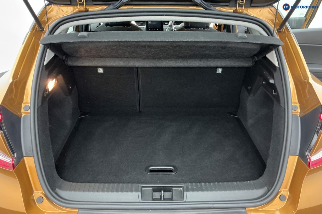 Renault Captur Play Manual Petrol SUV - Stock Number (1601791) - 4th supplementary image