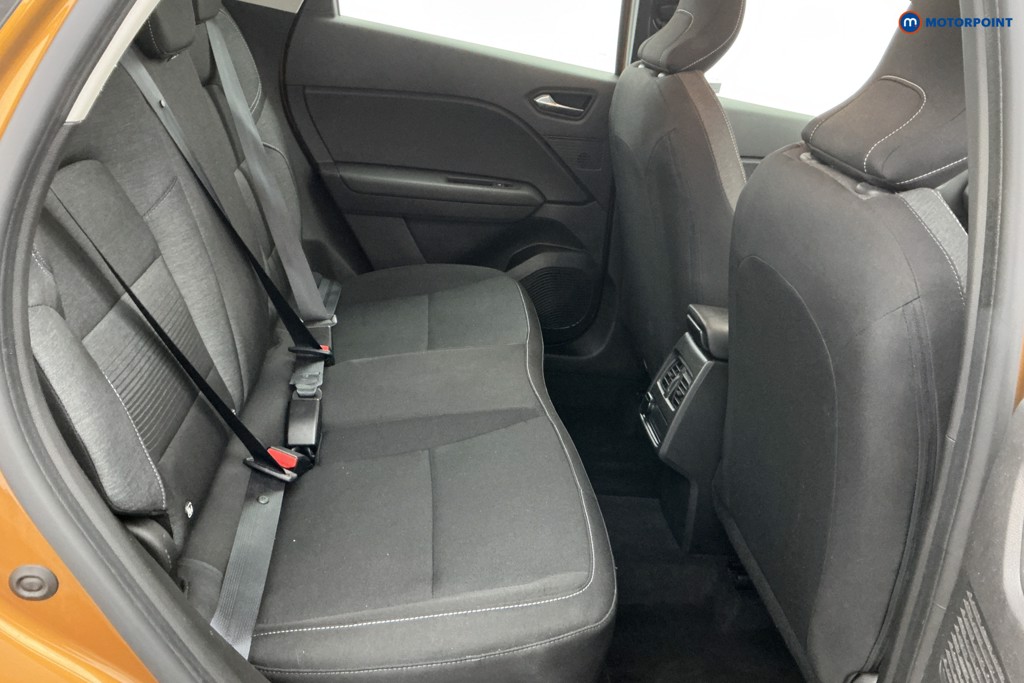 Renault Captur Play Manual Petrol SUV - Stock Number (1601791) - 5th supplementary image
