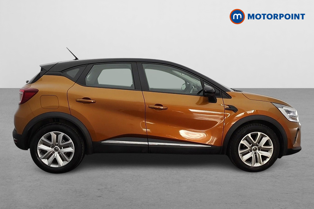 Renault Captur Play Manual Petrol SUV - Stock Number (1601791) - Drivers side