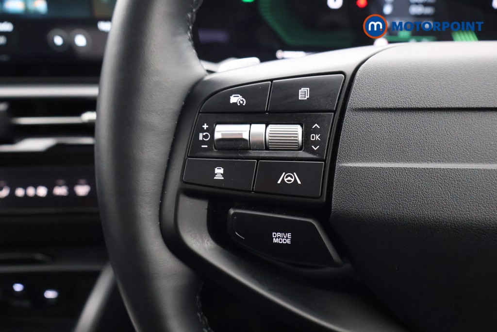 KIA Sportage Pure Automatic Petrol-Electric Hybrid SUV - Stock Number (1602012) - 2nd supplementary image