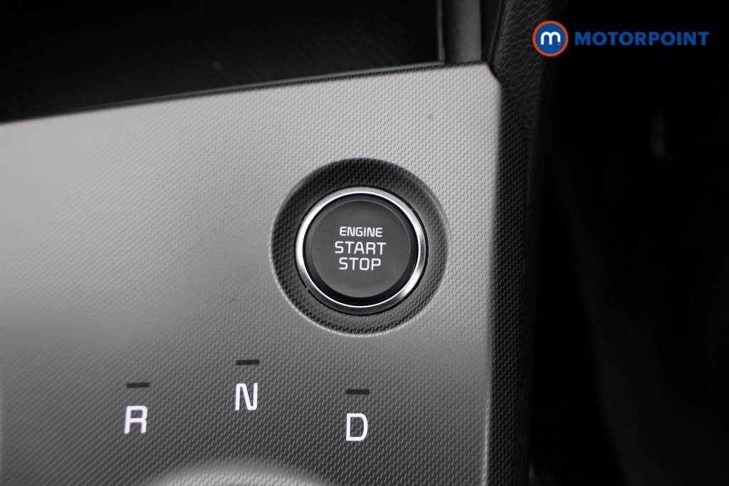 KIA Sportage Pure Automatic Petrol-Electric Hybrid SUV - Stock Number (1602012) - 11th supplementary image